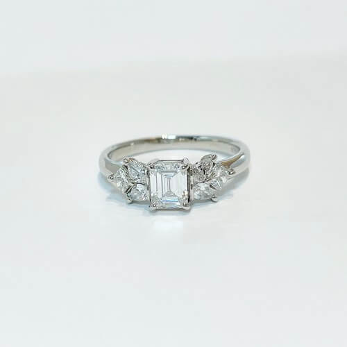 We puchased Diamond Ring 0.62ct Pt900!