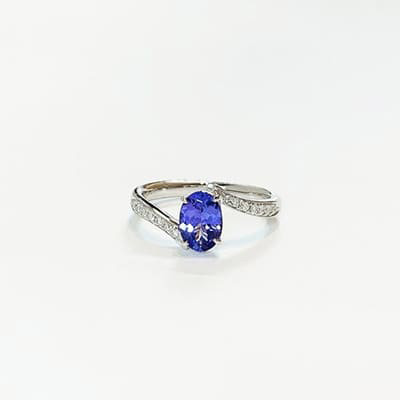 cincin 0.84ct Pt900