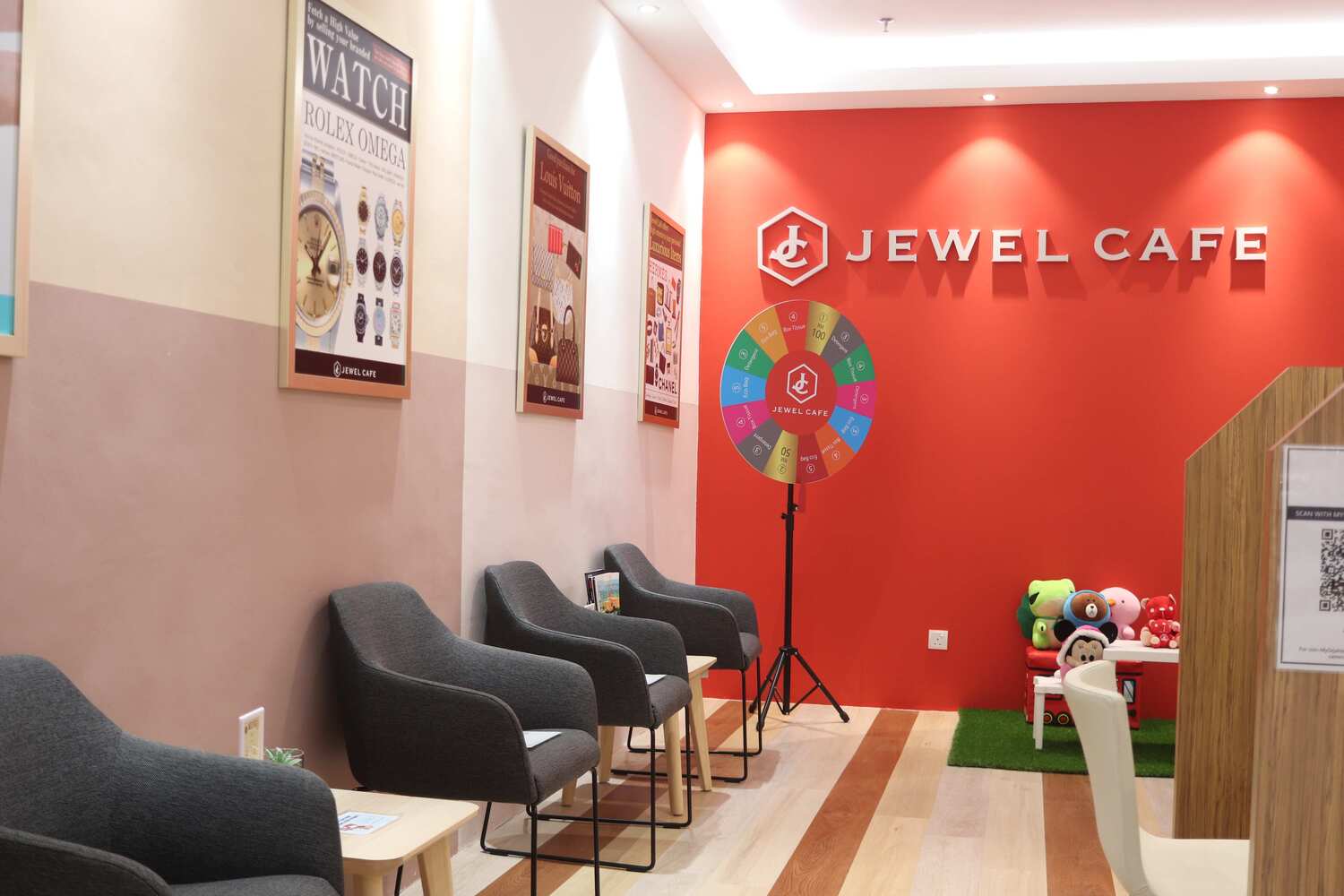 Over 300 stores managed worldwide