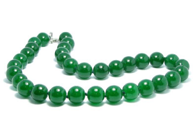 金券・商品券属買取ランキング2位 jade necklace