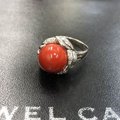 red coral ring Pt900