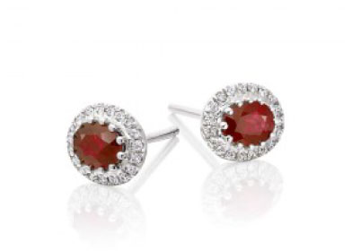 金券・商品券属買取ランキング3位 ruby earrings