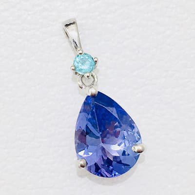 Tanzanite pen top 1.13ct K18WG !