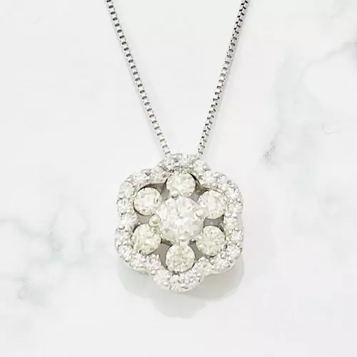 We purchased Diamond Necklace 0.18ct/0.47ct K18!