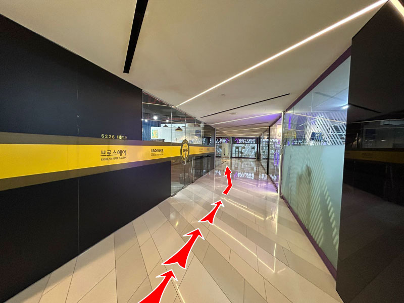 Jewel Cafe International Plaza Direction 4